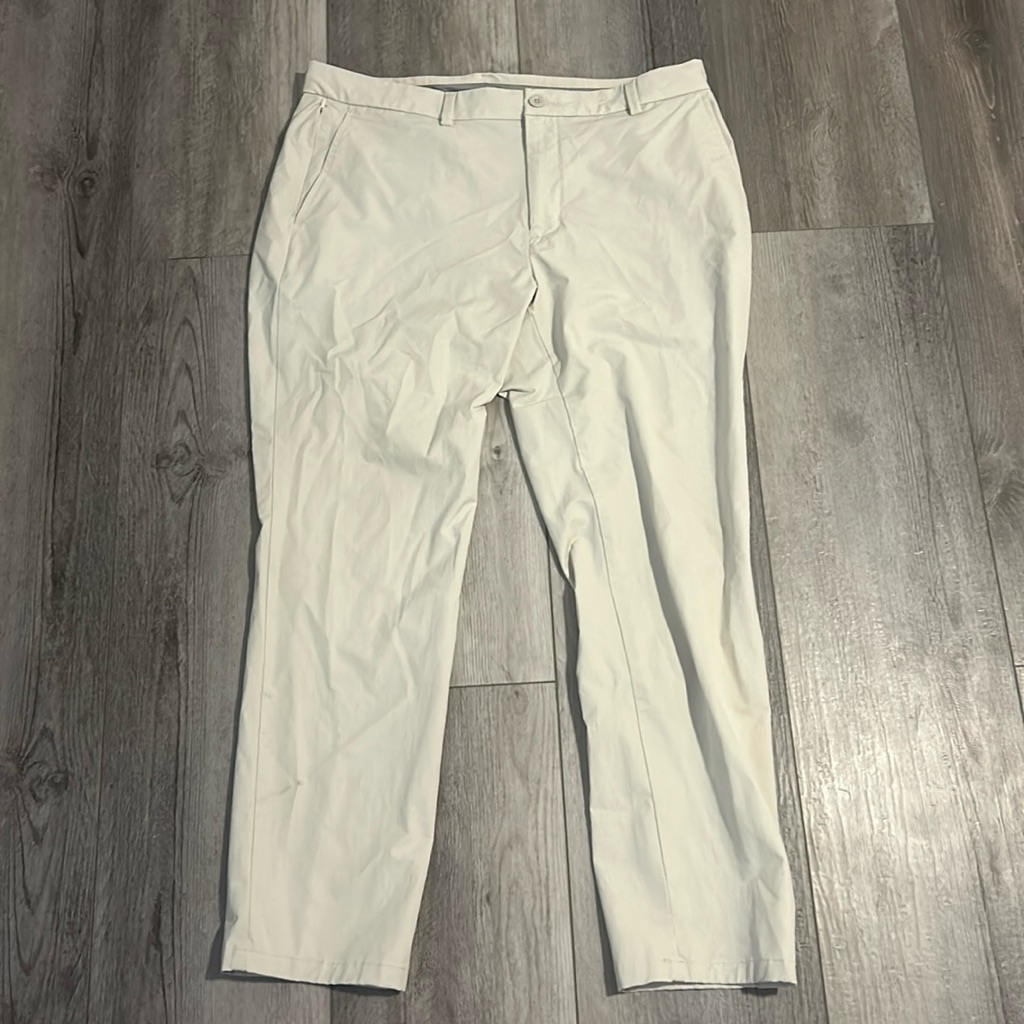 Vineyard Vines On The Go 36 X 30 Beige Pants